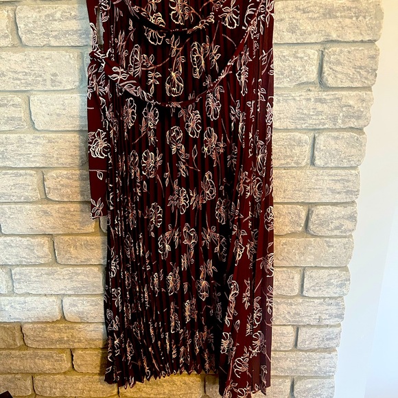 Suzy Shier Dress Short-Sleeve Medium BNWT - Picture 6 of 9